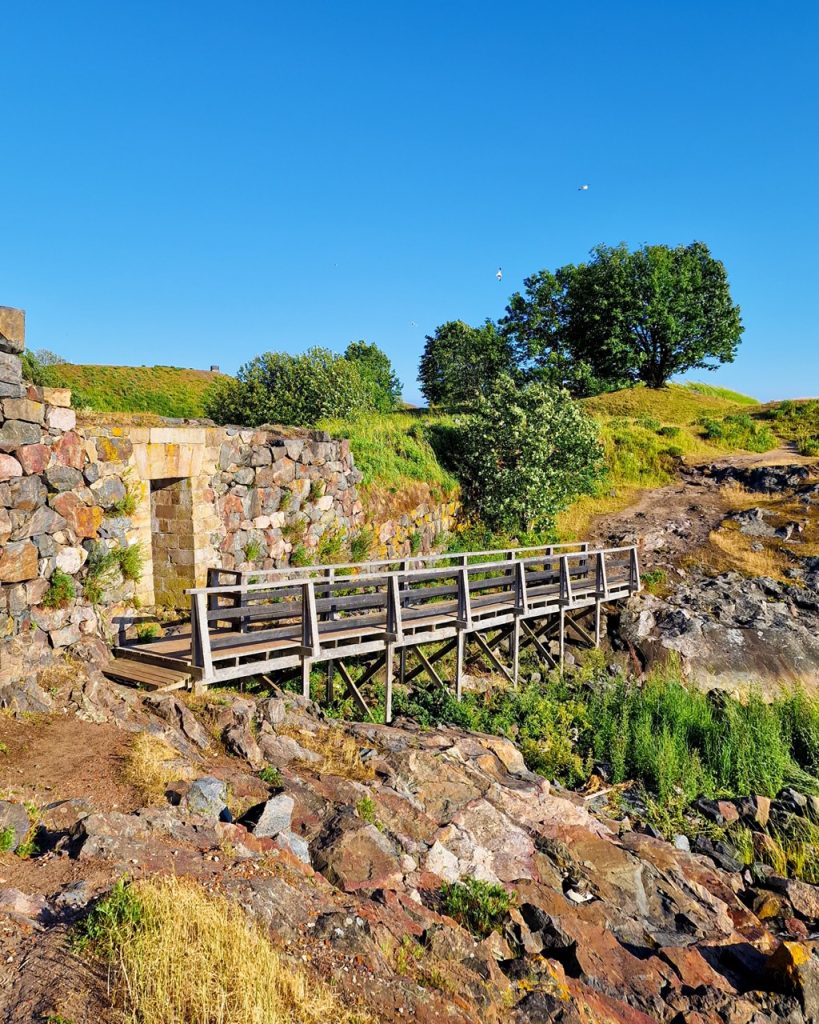 helsinki-suomenlinna-nähtävyydet-lautta-suomenlinna-fortress-helsinki-attractions
