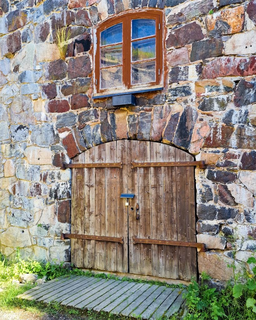 helsinki-suomenlinna-nähtävyydet-lautta-suomenlinna-fortress-helsinki-attractions